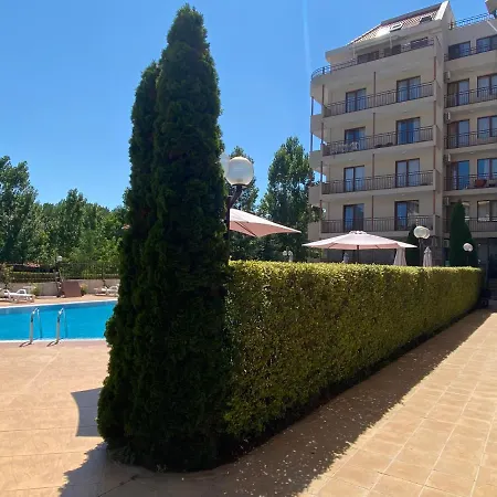 Апартамент Summer Breeze 113 Private Слънчев бряг