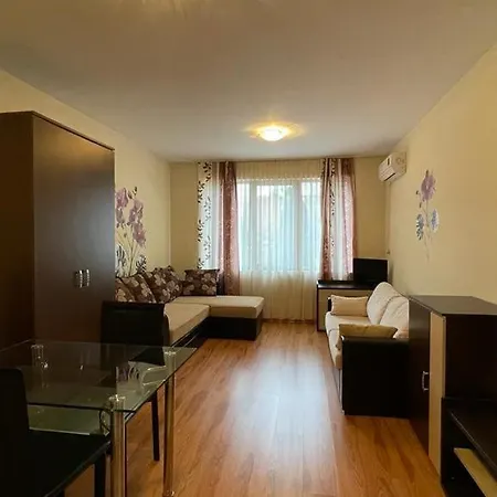 Апартамент Summer Breeze 113 Private Слънчев бряг